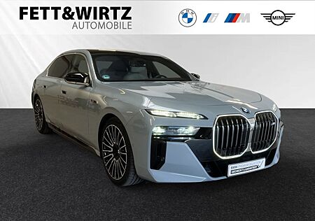 BMW M760e xDrive SkyLounge|DA&PAProf.|Autobahnass.