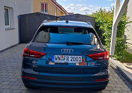 Audi Q3 35 TFSI -