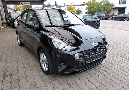 Hyundai i10 Trend KLIMAAUT. SHZ LHZ APPLE PDC
