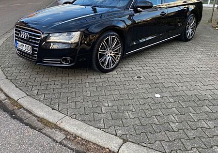 Audi A8 3.0 TDI tiptronic quattro -