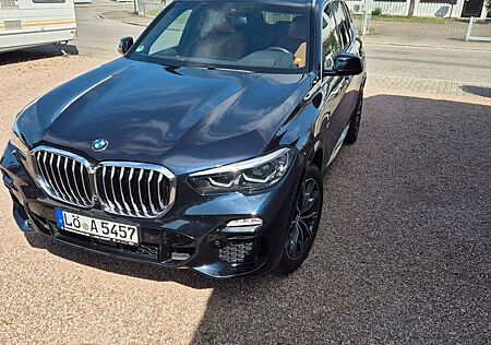 BMW X5 xDrive40i -