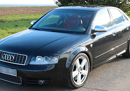Audi S4 4.2 quattro tiptronic -