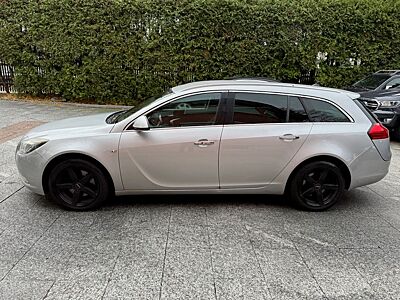Opel Insignia A ST 4x4 Innovation Aut. *AHK*2.Hand*