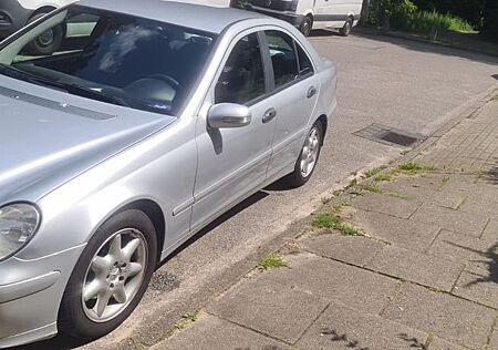 Mercedes-Benz C 220 CDI TÜV 02/27 Standheizung