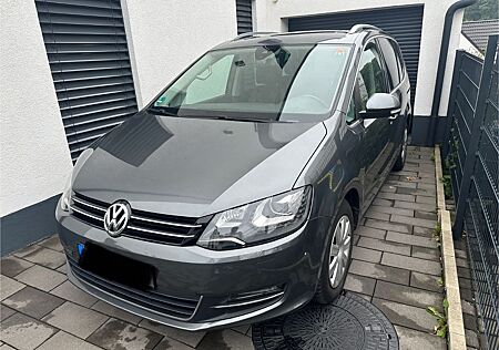 VW Sharan Volkswagen 2.0 TDI SCR 130kW DSG Highline/7Sitzer/SH