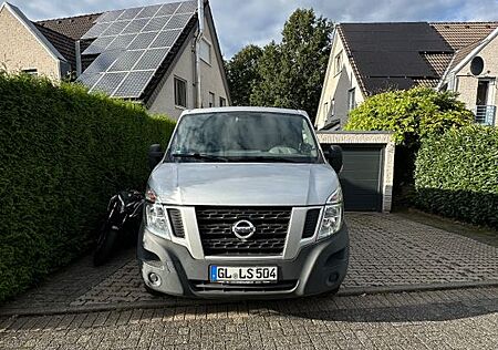 Nissan NV400