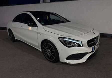 Mercedes-Benz CLA 200 Amg/Nightpacket -