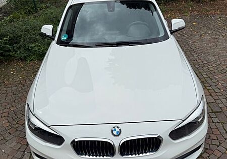 BMW 118i -