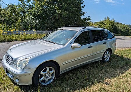 Mercedes-Benz 220 C CDI, mit AHK, gepflegter Zustand