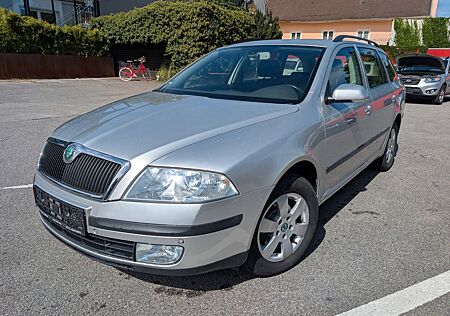Skoda Octavia Combi Elegance*TÜV Neu*Service Neu*