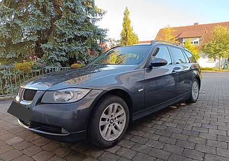 BMW 318d touring - Sportsitze Teilleder Klima AHK