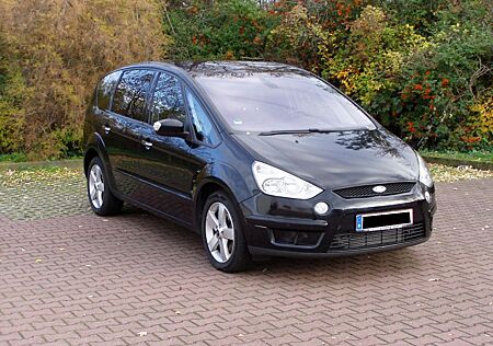 Ford S-Max 2,0 TDCi Titanium # Automatik + Leder