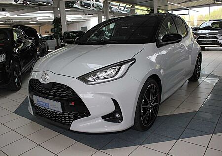 Toyota Yaris Hybrid 130 1.5 GR Sport Safety-Paket Zweif