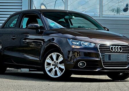 Audi A1 ambition Klima EFH PDC BC Alu