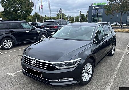 VW Passat Variant gebraucht kaufen VW Passat Variant Volkswagen 2.0 TDI SCR Comfortline Varia...