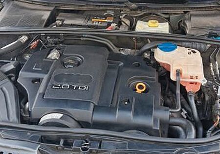 Audi A4 2.0 TDI (DPF) multitronic Avant -