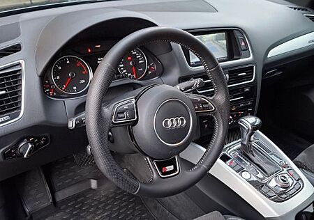 Audi Q5 2.0 TDI S tronic quattro