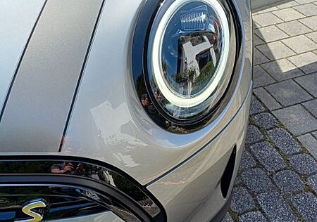 Mini Cooper SE , PDC, Sonnenschutzvergl., Piano black