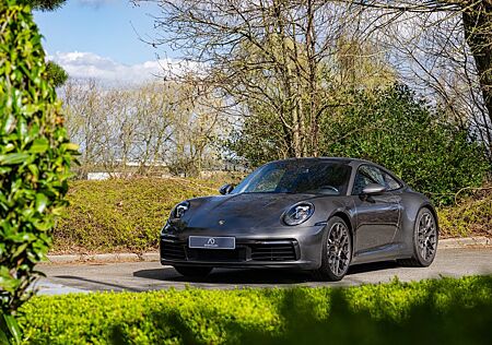 Porsche 911 Urmodell 911 Carrera 4