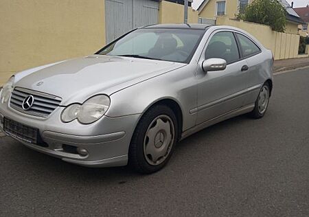 Mercedes-Benz C 180 Sportcoupé -