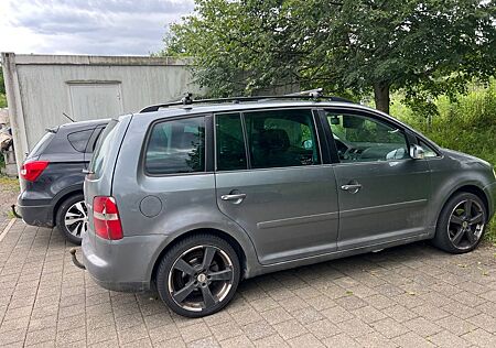 VW Touran Volkswagen 2.0 TDI 7 Sitzer Trendline Trendline