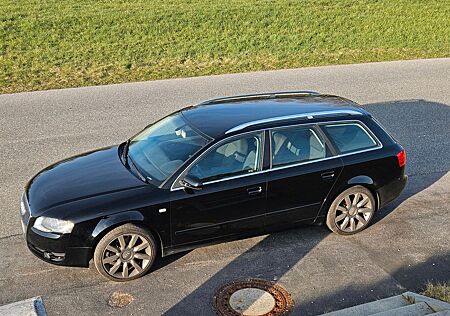 Audi A4 1.8 T quattro Avant - Top Zustand