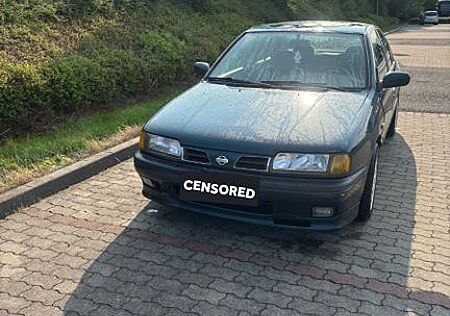Nissan Primera 1.6 Invitation Invitation