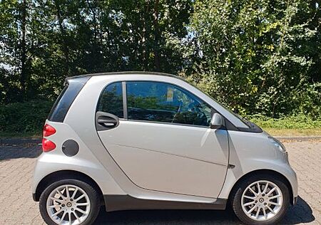 Smart ForTwo coupé 1.0 52kW / 72 PS