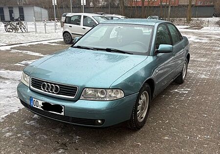 Audi A4 B5 1.6