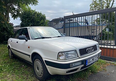Audi 80 2.0 E guter Gesamtzustand mit Satz Wi-Reifen