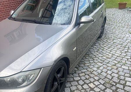 BMW 318d touring -