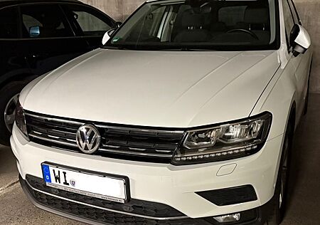 VW Tiguan Volkswagen Highline;Garantie;LED;ACC;Navi;Kamera;Sitzheiz.