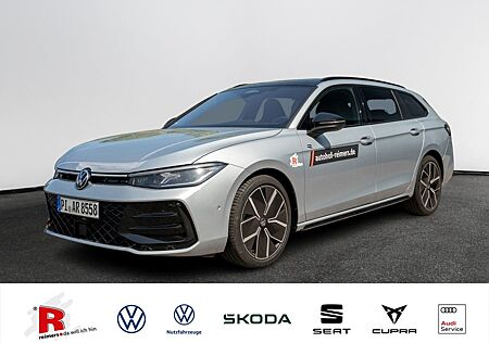 VW Passat Volkswagen R-Line 2.0 l TDI 4MOTION DSG Massage ACC