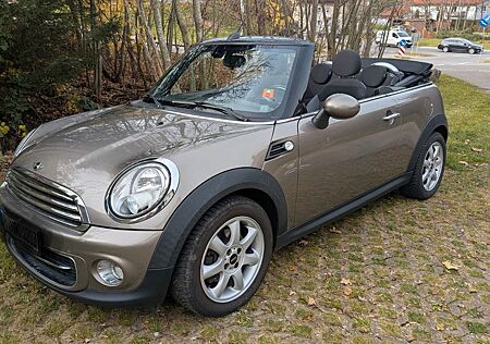 Mini Cooper Cabrio Cooper BJ 2013 mit Mängeln