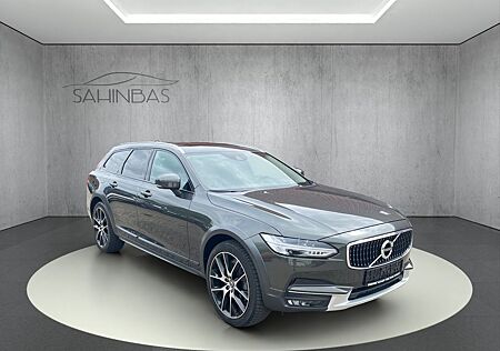 Volvo V90 Cross Country Pro AWD HUD/LED/Spur./RFK/Pano