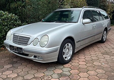 Mercedes-Benz E 200 KOMPRESSOR T CLASSIC TÜV 10,2027