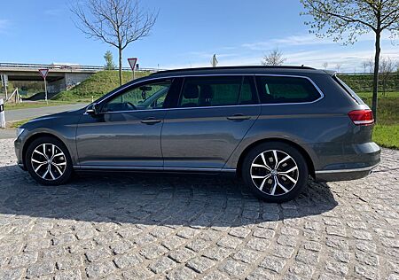 VW Passat Variant Volkswagen 2.0 TDI SCR 140kW Comfortline...