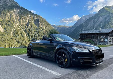 Audi TT Roadster 2.0 TFSI -
