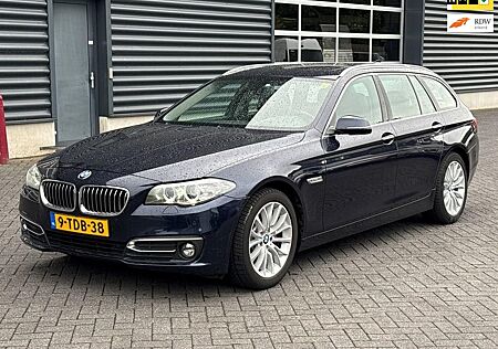 BMW 528i 5-serie Touring High Luxury Edition / PANO