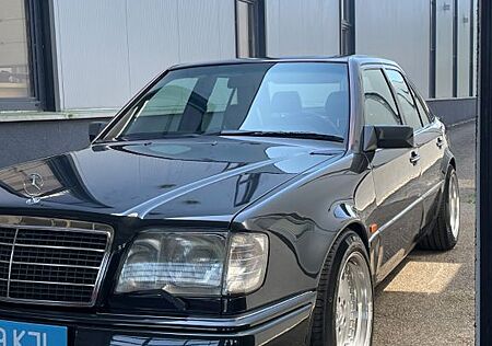 Mercedes-Benz E 60 AMG , W124, 78.000 KM, Sammler-Ikone