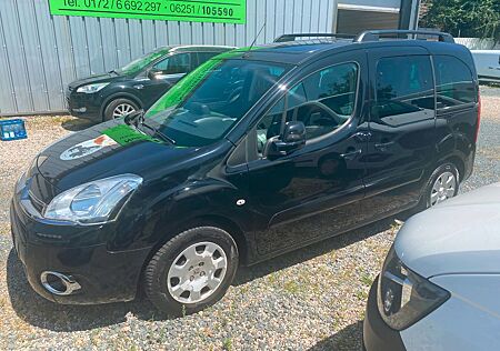 Citroën Berlingo Kombi Exclusive,Panoramadach,AHK,Navi