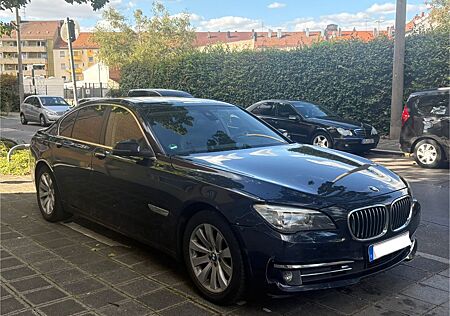 BMW 730Ld xDrive Lang TÜV Neu, Vollaus.
