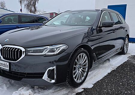 BMW 530d Touring Luxury Line/Pano/AHK Schwenkbar