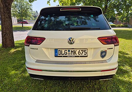 VW Tiguan Volkswagen 2.0 TSI 3×R LINE 230 ps DSG 4M Vollaustt