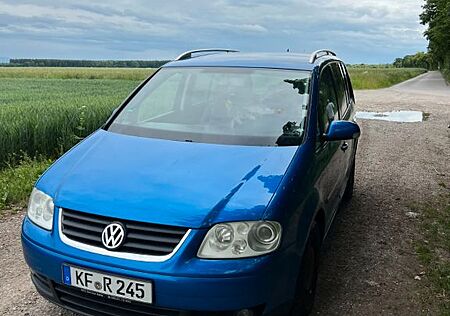 VW Touran Volkswagen 1.9 TDI 77kW