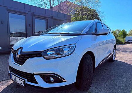 Renault Grand Scenic DSG TÜV