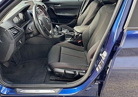 BMW 118i Sport Line Sport Line