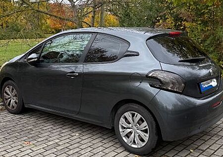 Peugeot 208 1.2 Active 82 VTi Active