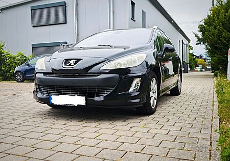 Peugeot 308 SW Family HDi FAP 140 Family