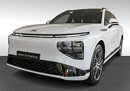 XPENG G9 AWD PERFORMANCE MY25 |DISTR|360°|NAVI|LED|AHK